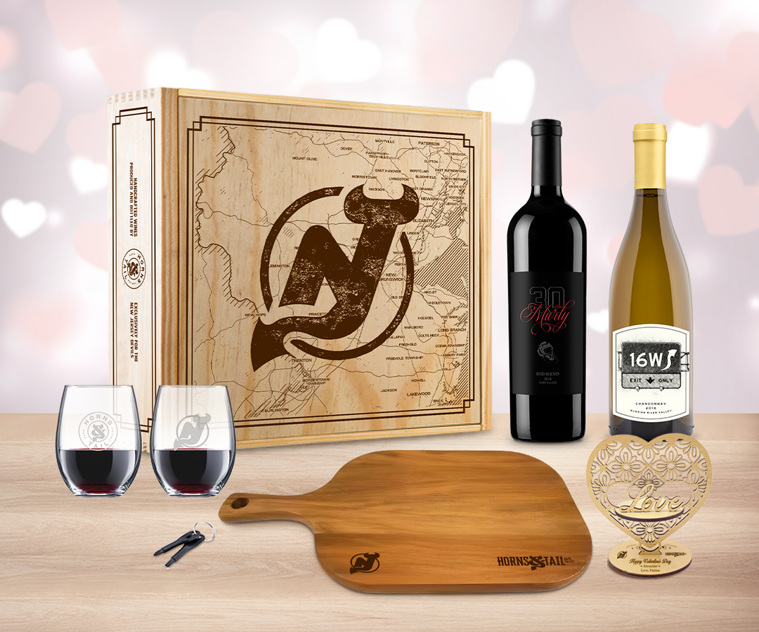 Valentine Red & White Wine "Toast" Gift Set