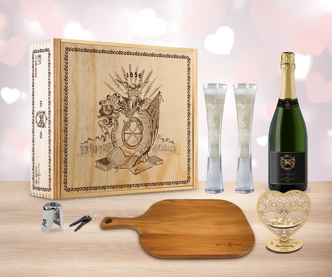 Valentine Sparkling Wine "Cheers" Gift Set