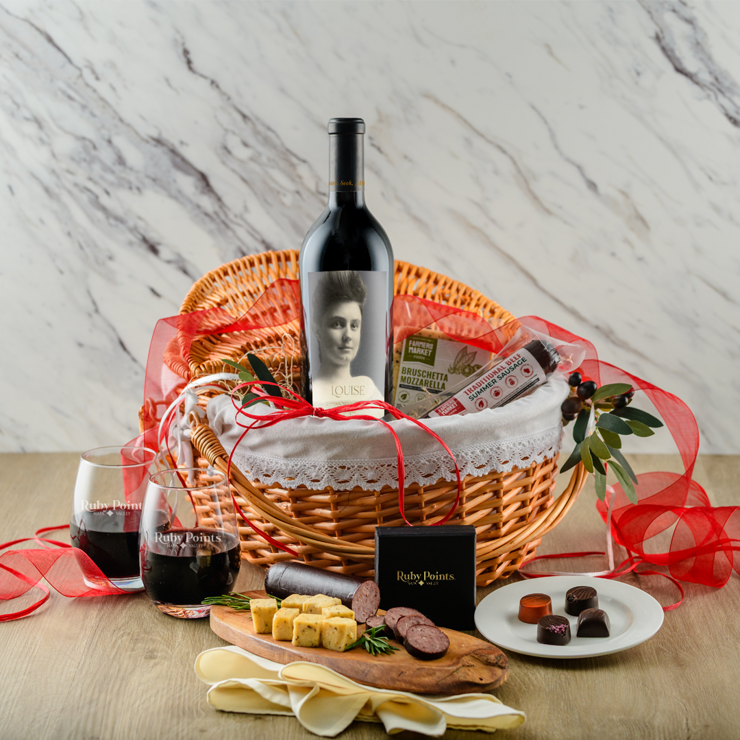 Deluxe Red Picnic Basket