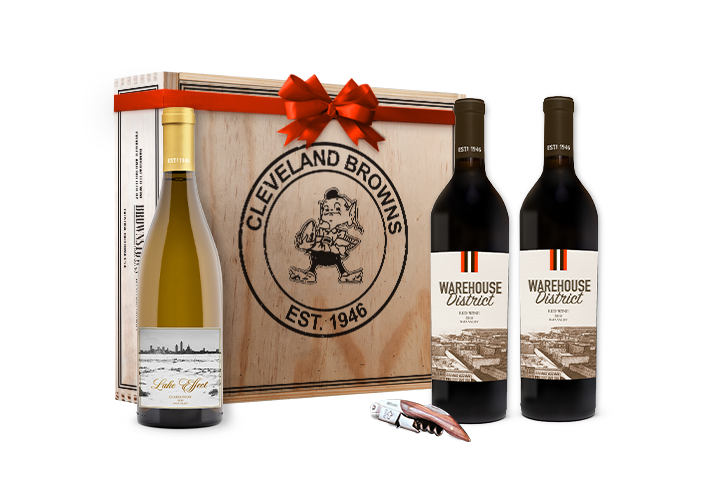 Warehouse District & Chardonnay Gift Box Set