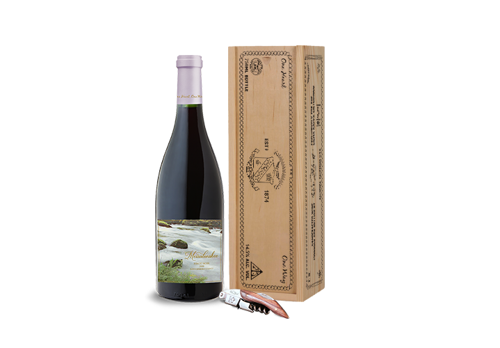 Messalonskee Pinot Noir Gift Box